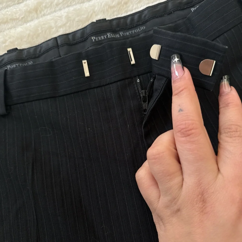 Pants - Picture 2 of 4